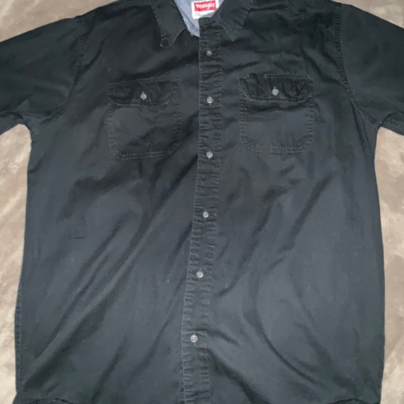 Black‎ Wrangler Short Sleeve button down Size M everyday basic workwear casual - Picture 15 of 16